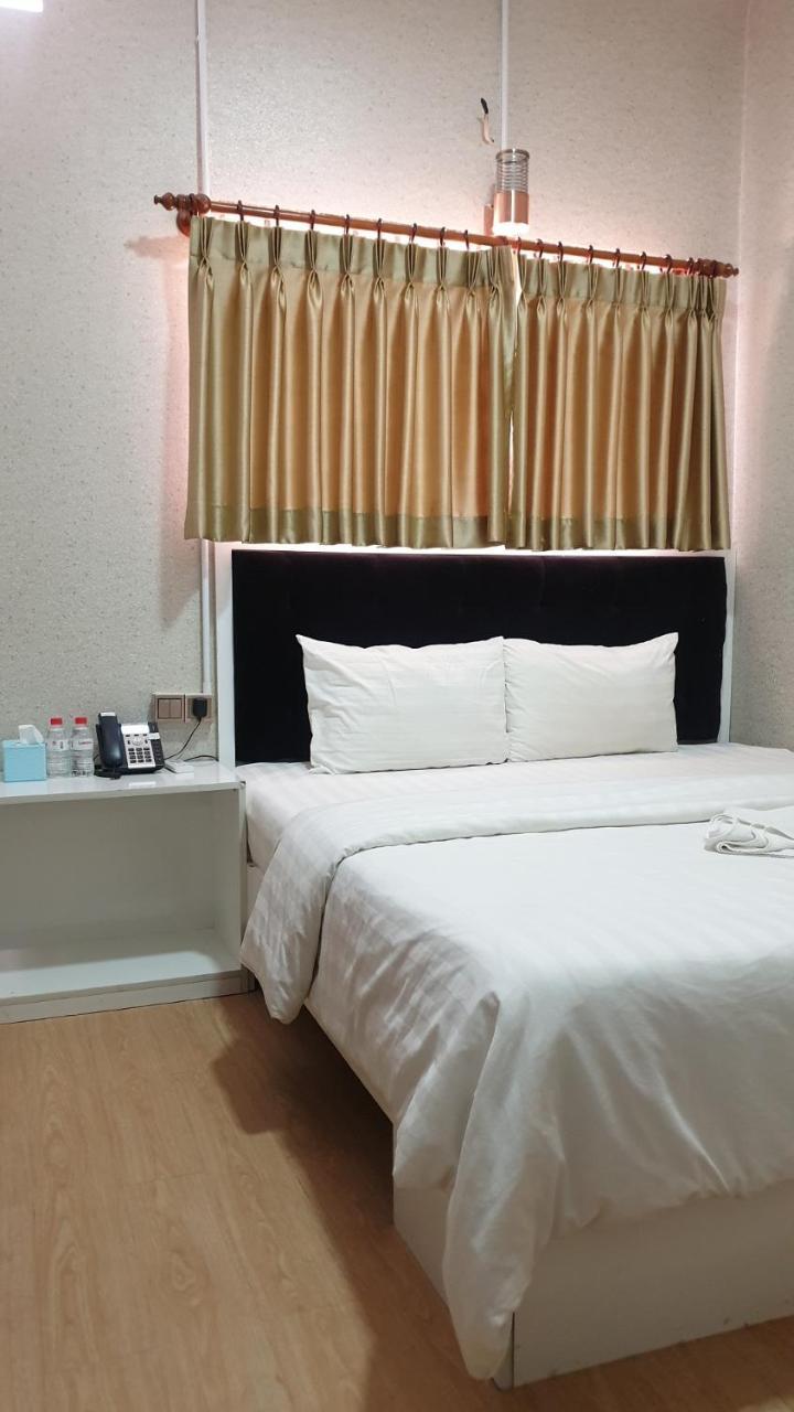 Sy Guesthouse Phnom Penh Ngoại thất bức ảnh